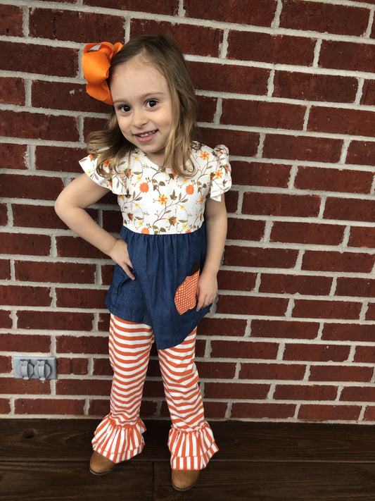 Pumpkin Flutter Sleeve Top with Leggings