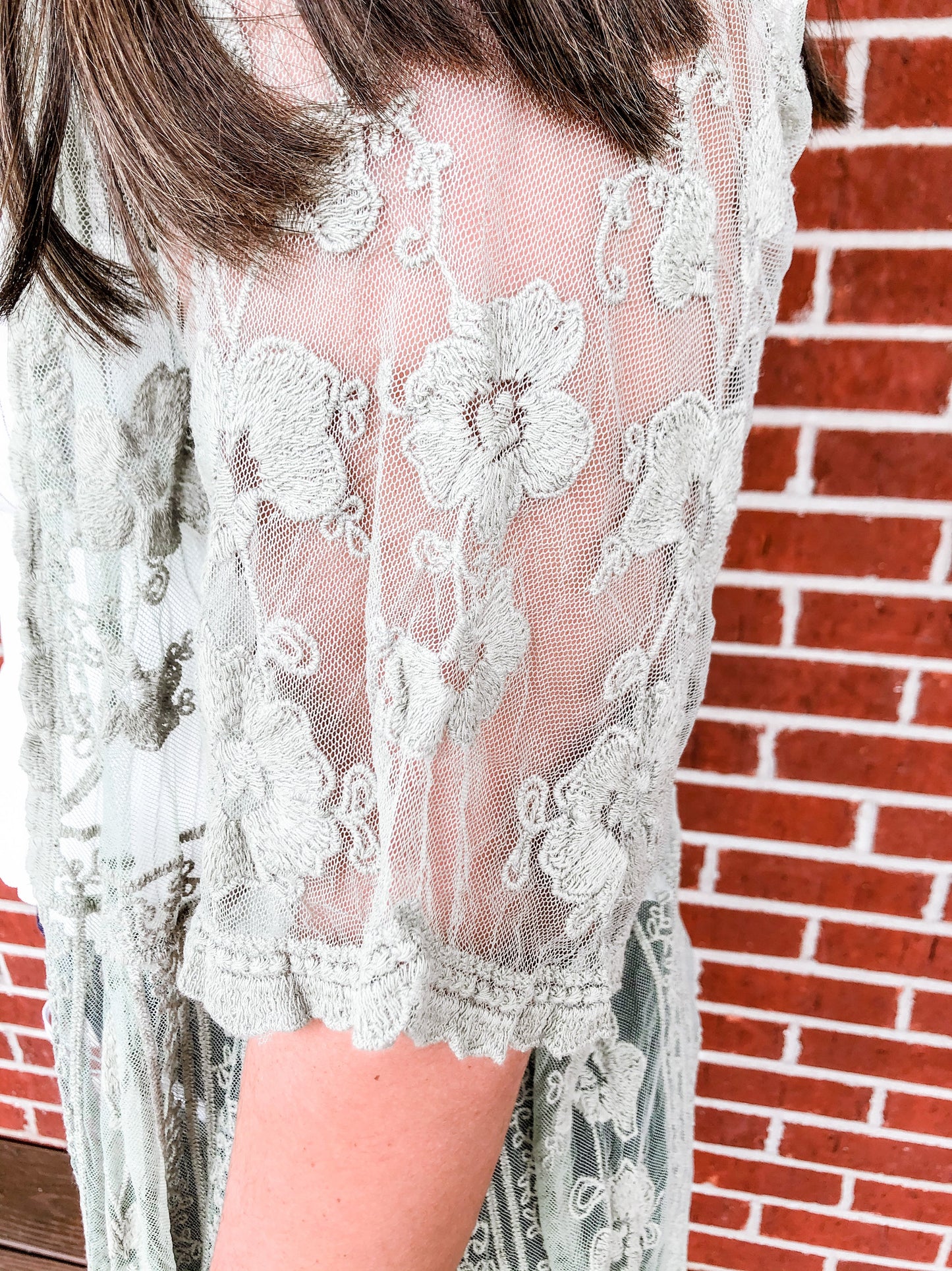 Keep Coming Back Embroidered Kimono | Olive