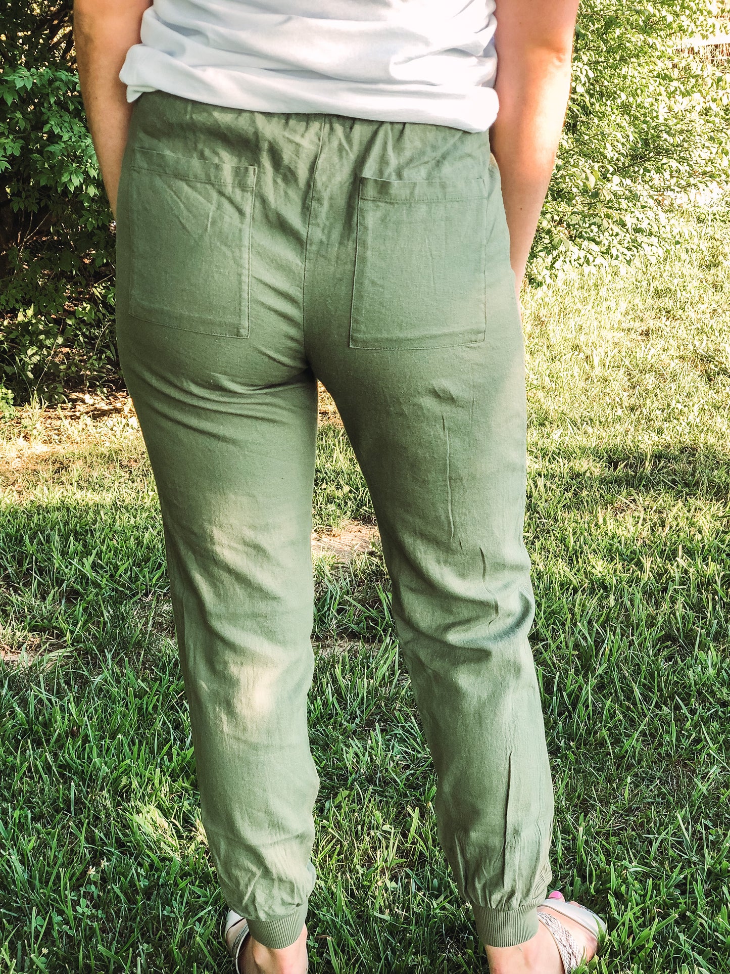 On The Sideline Linen Jogger | Olive